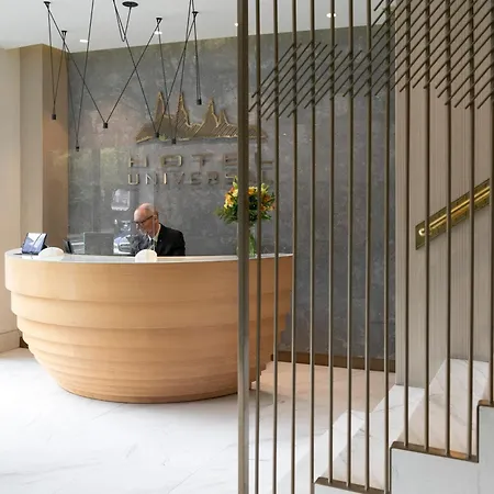 Otel Universal Santiago de Compostela