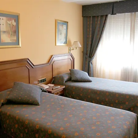 Universal Otel Santiago de Compostela