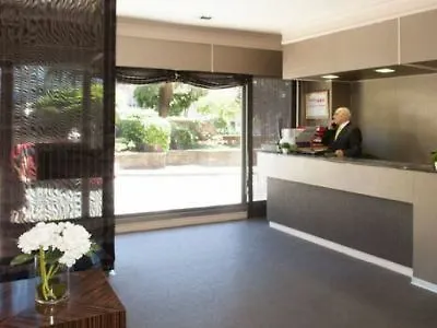 Universal Otel 2*