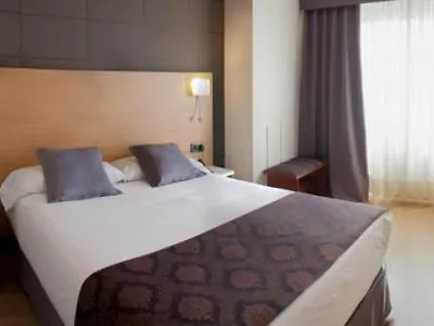 Otel Universal